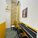 Conny Panzió Nápoly